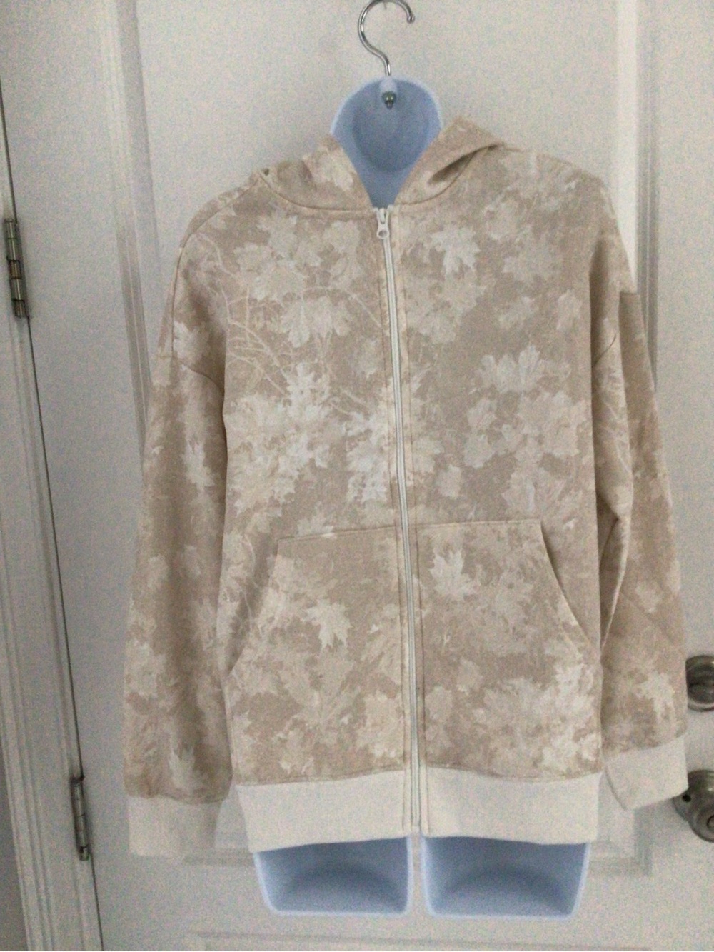 Cat & Jack Beige Floral Zip Hoodie Jacket - Women